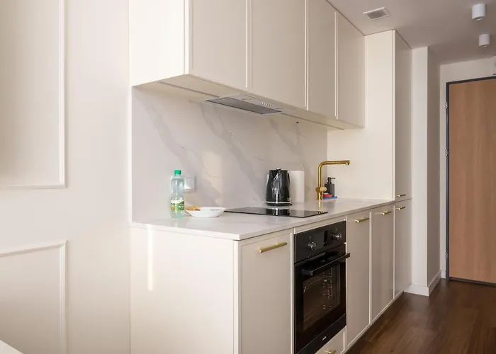 Praga Bliska Glamour By Bookinghost Варшава